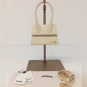 Jacquemus Women's Le Chiquito Moyen Top-Handle Leather Bag - Ivory